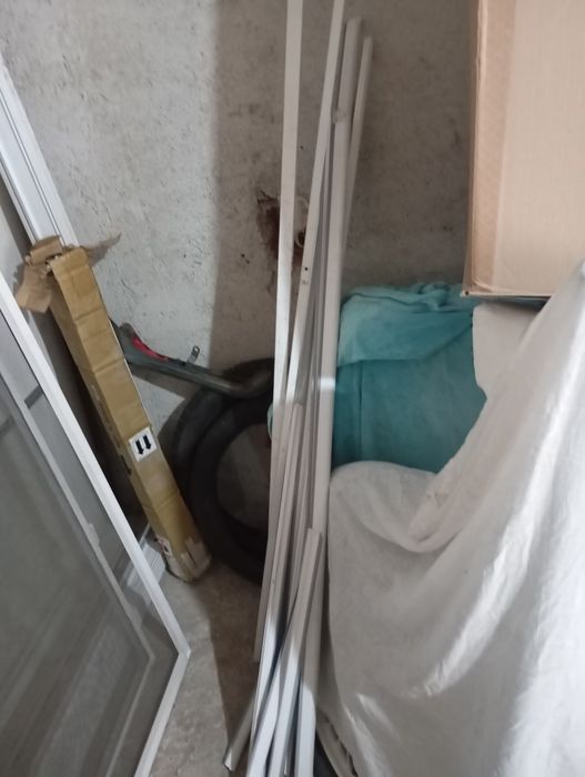 Дограма Пвц дограма в добро състояние
Еркерна врата 74 на 226 в добро