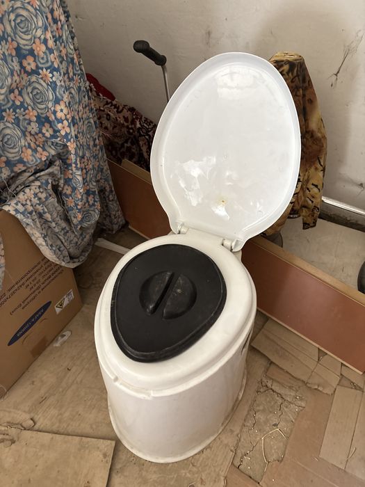 Биотуалет в хоршем состоянии