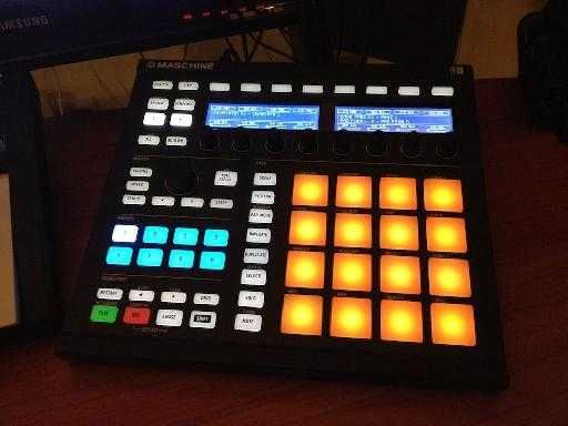 Native Instruments Maschine MK2