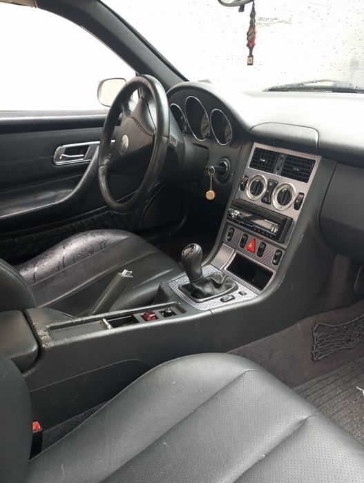 Mercedes Benz Clasa SLK 200