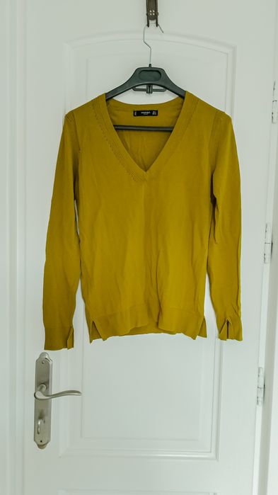 Pulover subtire/ Bluza tricotata Mango cu maneca lunga mustar 36/ S