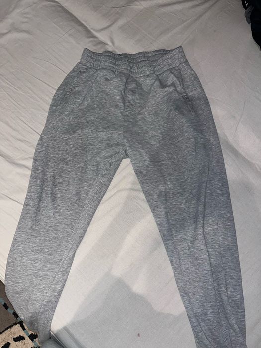 pantaloni trening barbati