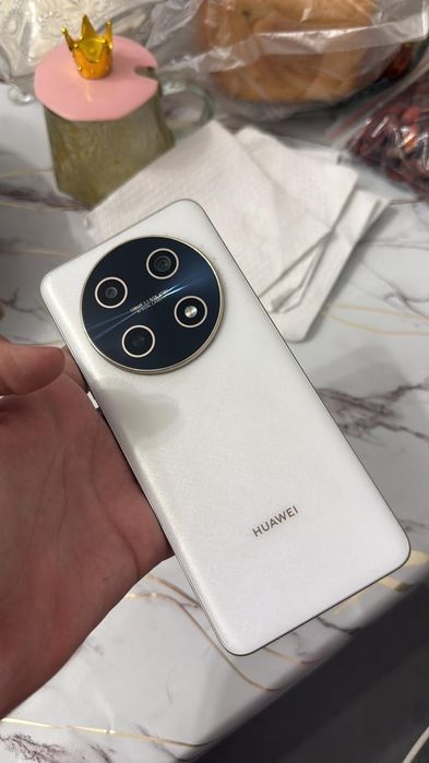 Продам или обменяю Huawei nova 13i