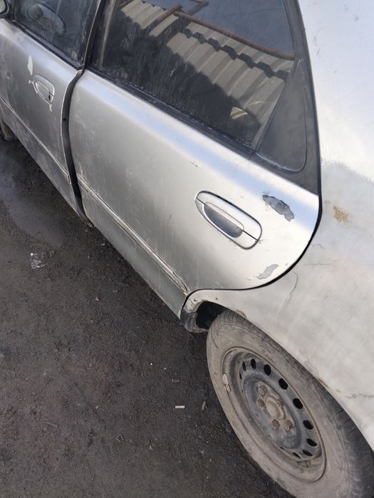 Находу . Требует вложения.