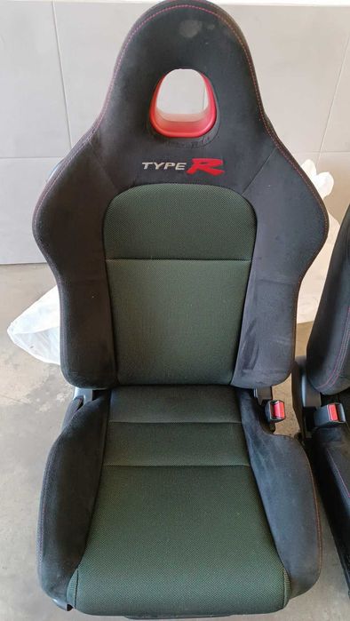 Седалки Honda Civic Type R