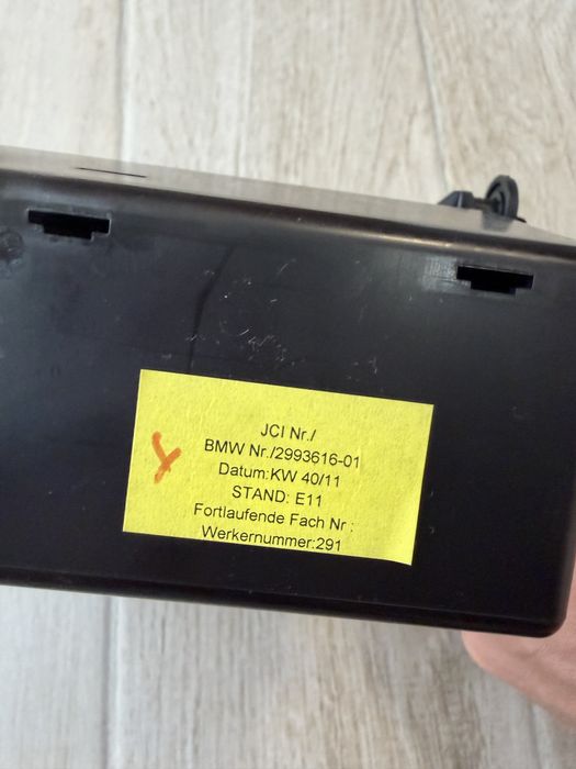 Продават се - жабка и монетник за Bmx X1 E84
