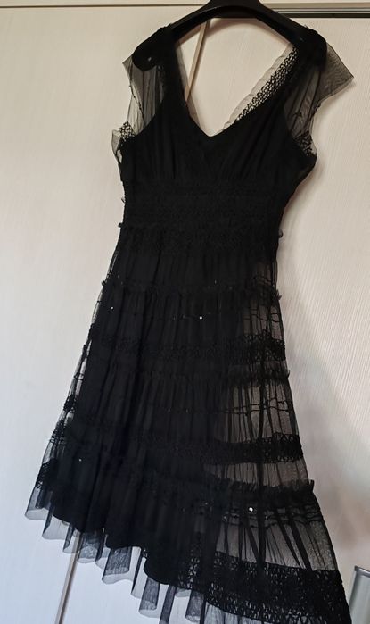 Rochie eleganta deosebita