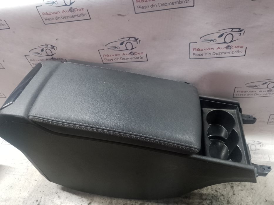 Cotiera sofer Skoda Superb 3 2016