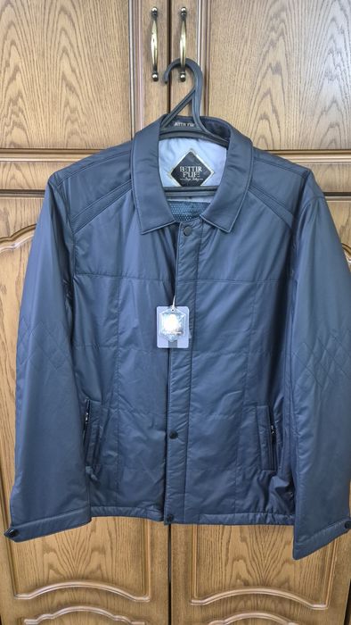 Демисезонная куртка. Ветровка. Размер 56-58