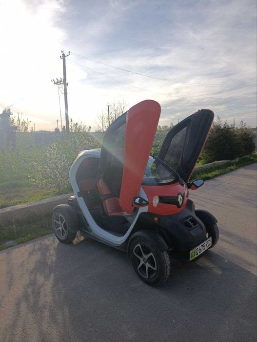 Продается Рено мини- электромобиль Renault twizy