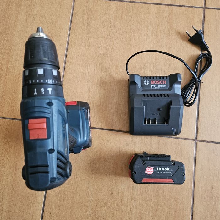 Masina gaurit insurubat cu percutie Bosch GSB 18V-21