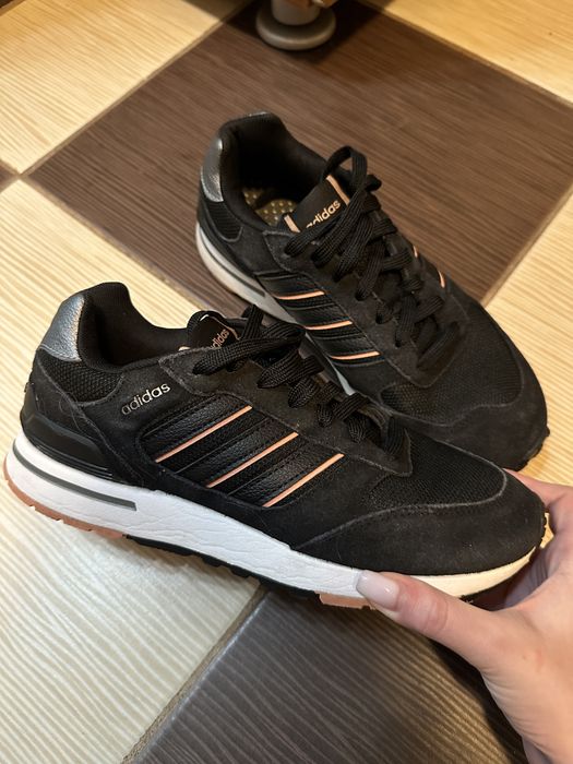 Adidasi alergat Adidas 36.5