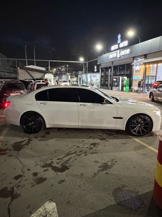 BMW 750LI F02 M-Pack завод