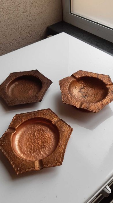 Пепелници, месингово съдче, медна кутийка