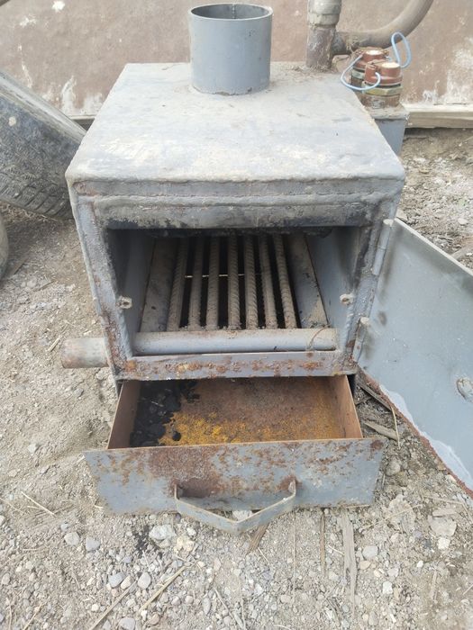 Кател 3 в одном угрль газ есть тен