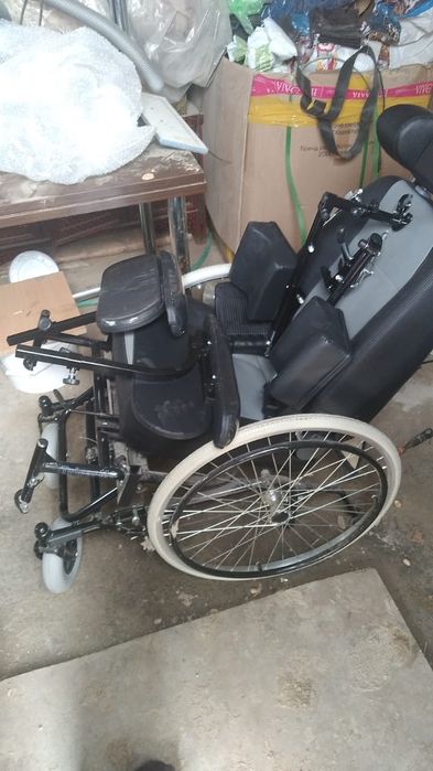 Инвалидный коляска