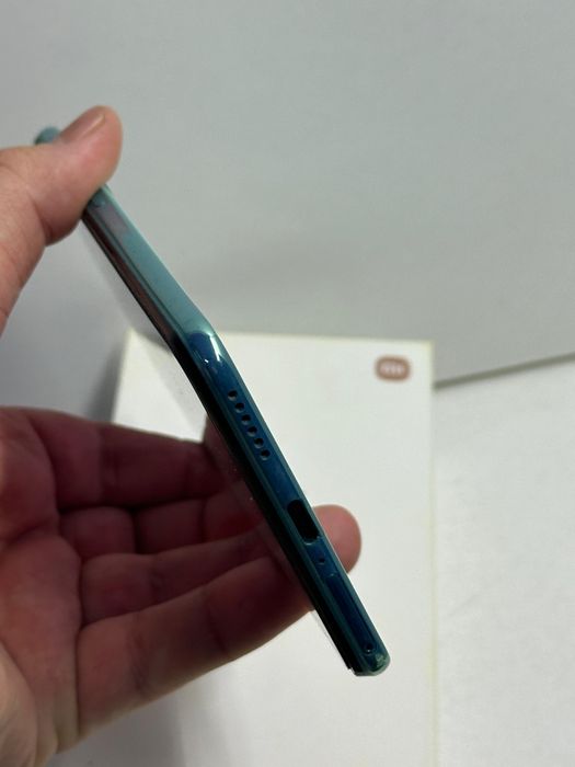 Продам Xiaomi Mi 11 lite 5G Ne