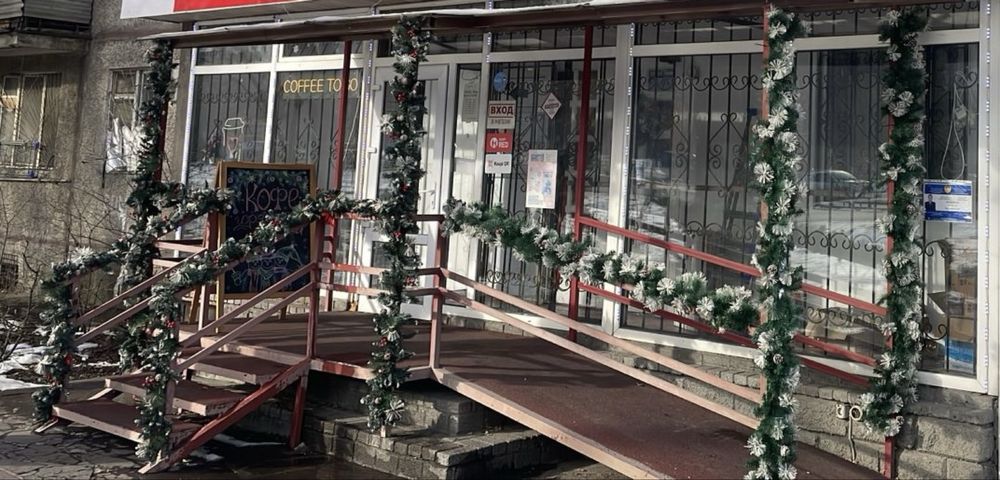 Новогодние еловые гирлянды