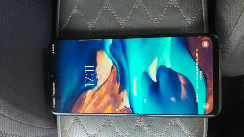 Samsung A50 zo’r telefon.