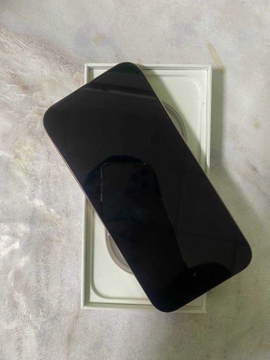 Phone 16 Pro Max Астана ул Республика 9