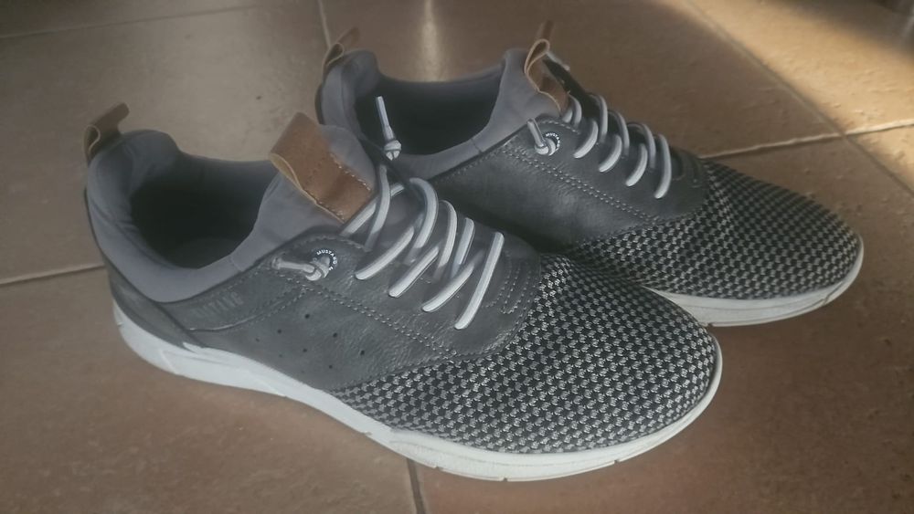 Adidasi Mustang 42 (99% noi) - sneakers