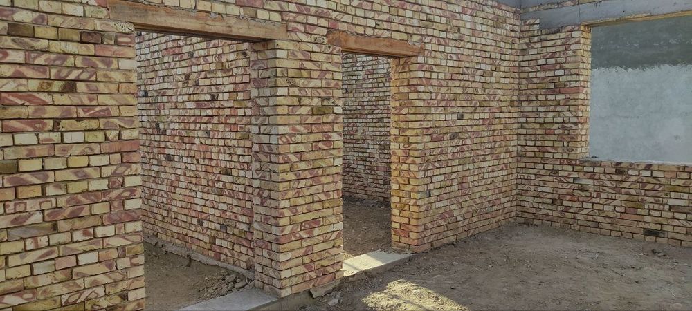 Фаргона уй жой сотилади