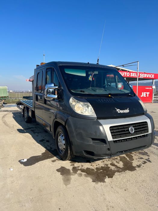 Vând Plaforma 7 locuri