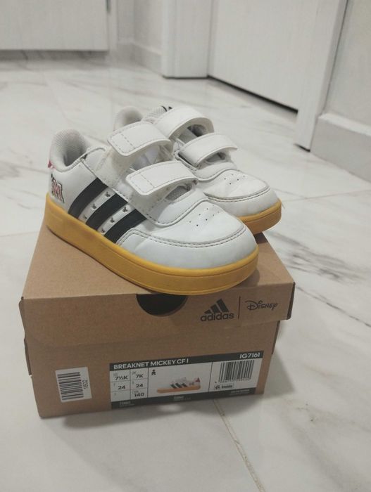 Adidas маратонки унисекс