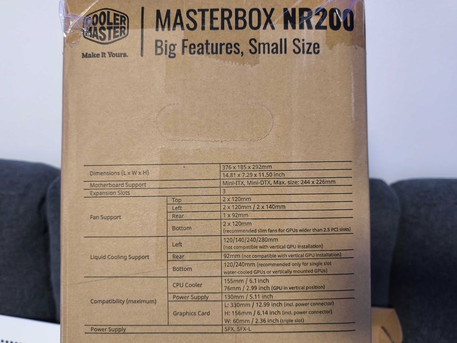 Carcasa mITX Cooler Master MASTERBOX NR200
