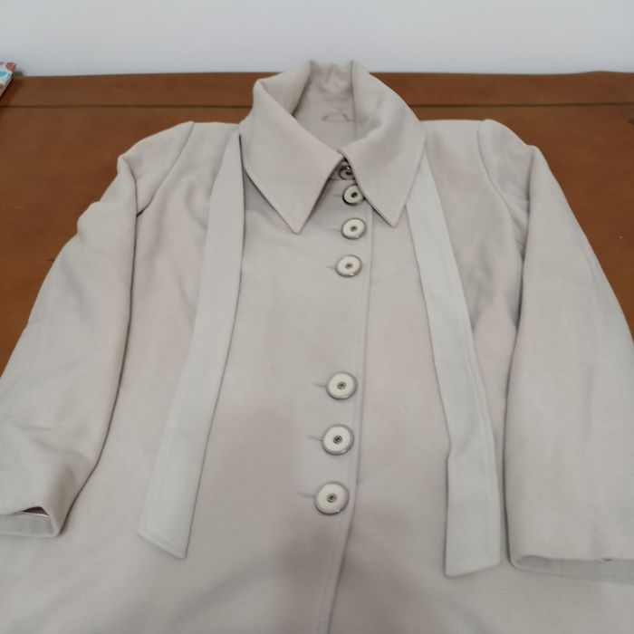 Пальто , куртка женская