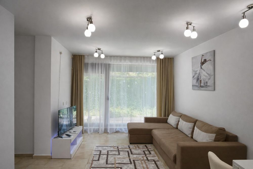 Дава се под наем Двустаен апартамент в София, Бояна - 60 кв.м за 636.99 € - Снимка #1