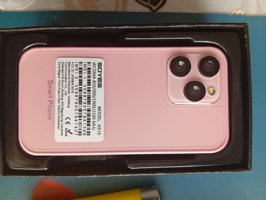 Mini Telefoane mobile.