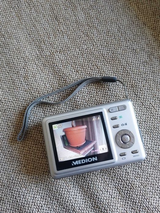 Camera foto digitala Medion poze vintage Functionala