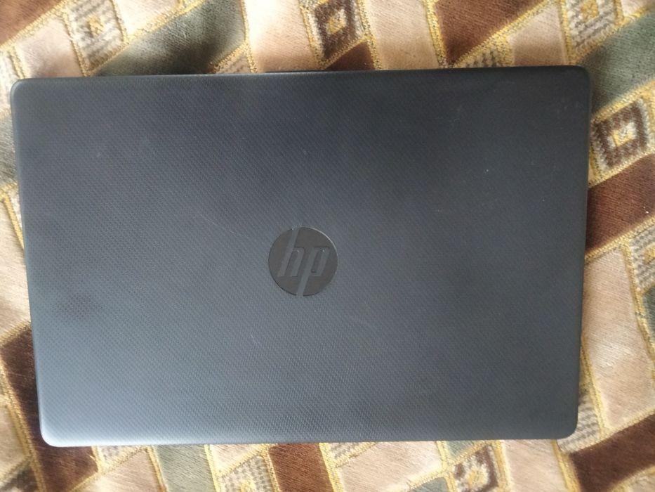 Laptop HP  Model RTL8821CE