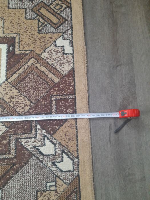 Запазени употребявани килими и пътеки