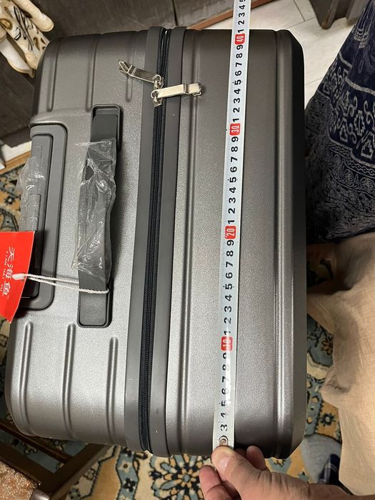 Продам чемоданы-3 шт из поликарбоната