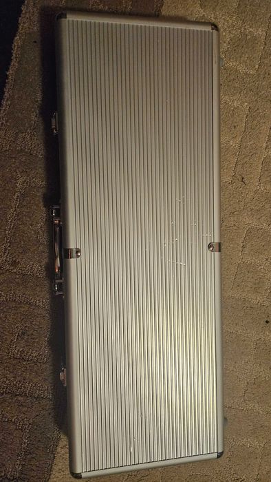 Чипове за покер 500броя