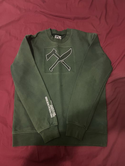 Блузи луда /luda