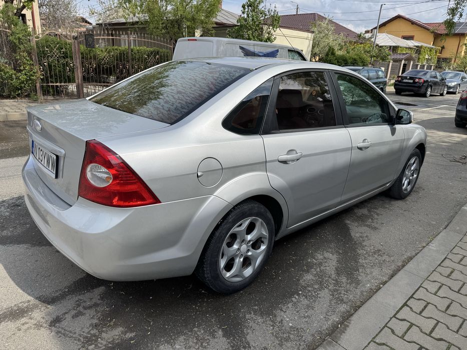 Ford Focus Titanium 1.6 benzina