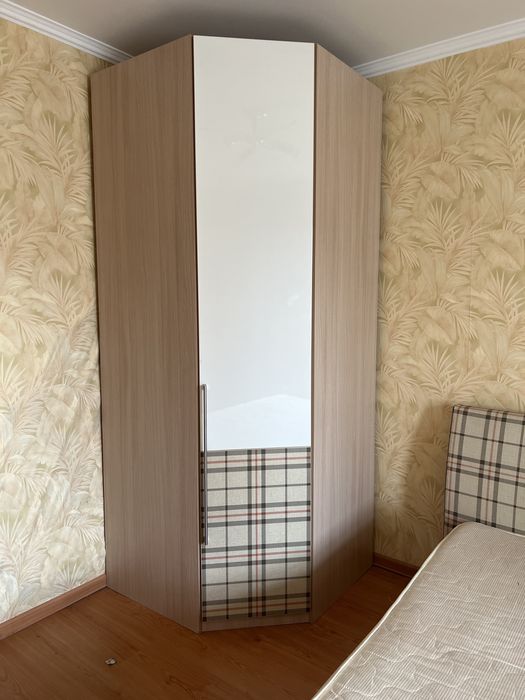 Продам спальный гарнитур