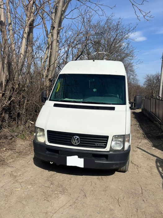 Vând bus 8+1  wv LT 35