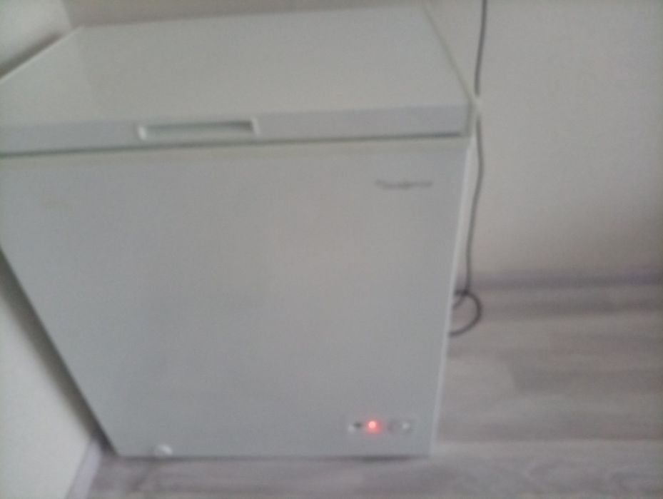 Продам морозильник