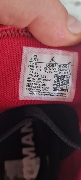 Vând Jordan Stay Loyal 2