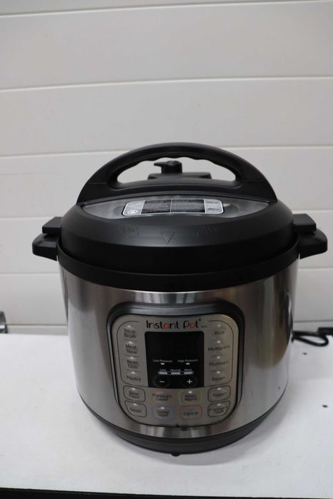 Мултикукър Instant Pot Duo 8л, 1200W, 13 автоматични програми, 37,6x33,5x35,6см