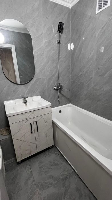 Сдам 3 ком квартиру  на центре города