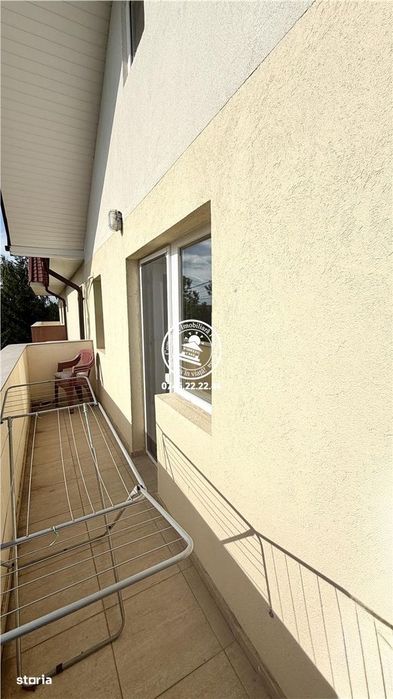 Vilă tip Duplex în Popricani • 5 Camere • Teren 460 mp