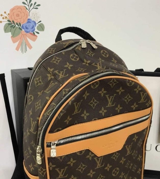 Rucsacuri unisex Louis Vuitton,saculet, etichetă incluse