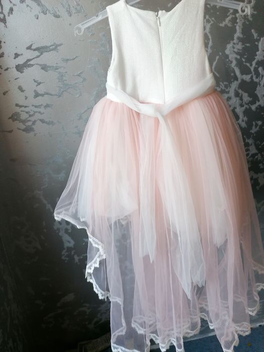 Детски рокли и други неща.