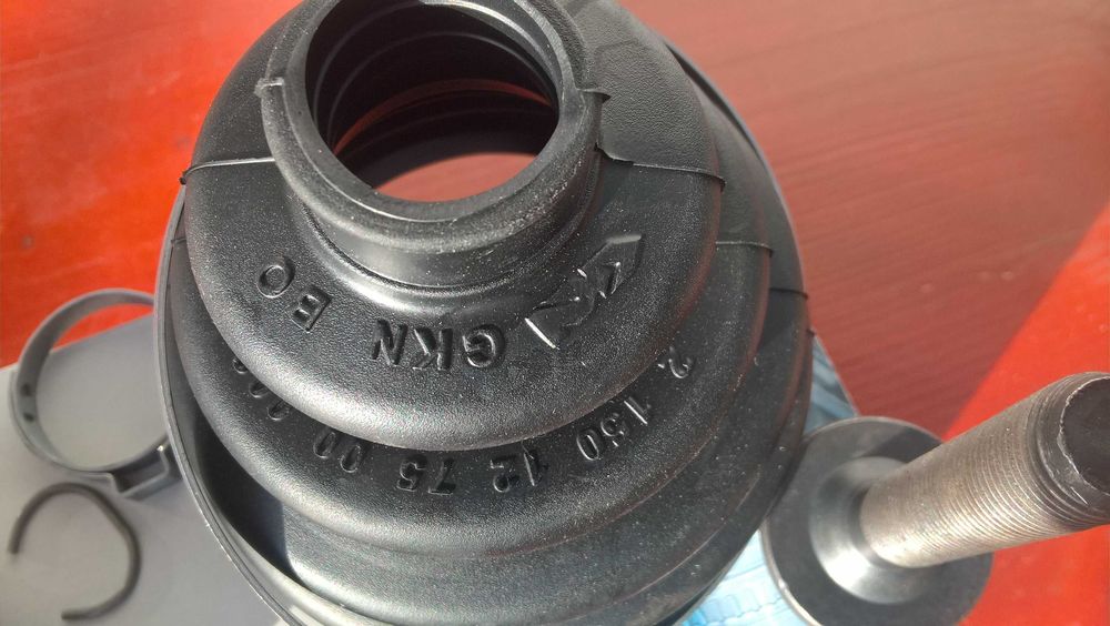 каре за полуоска за ауди 80 LÖBRO