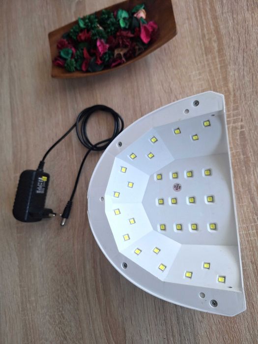 Lampa UV led pentru unghi polimerizare gel 24W/48W cu senzor si timpi